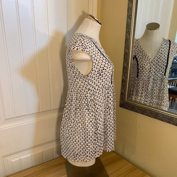 VanessaVirginia Women's Black & White Heart Button Down Cap Sleeve Top Size XS - Picture 6 of 9